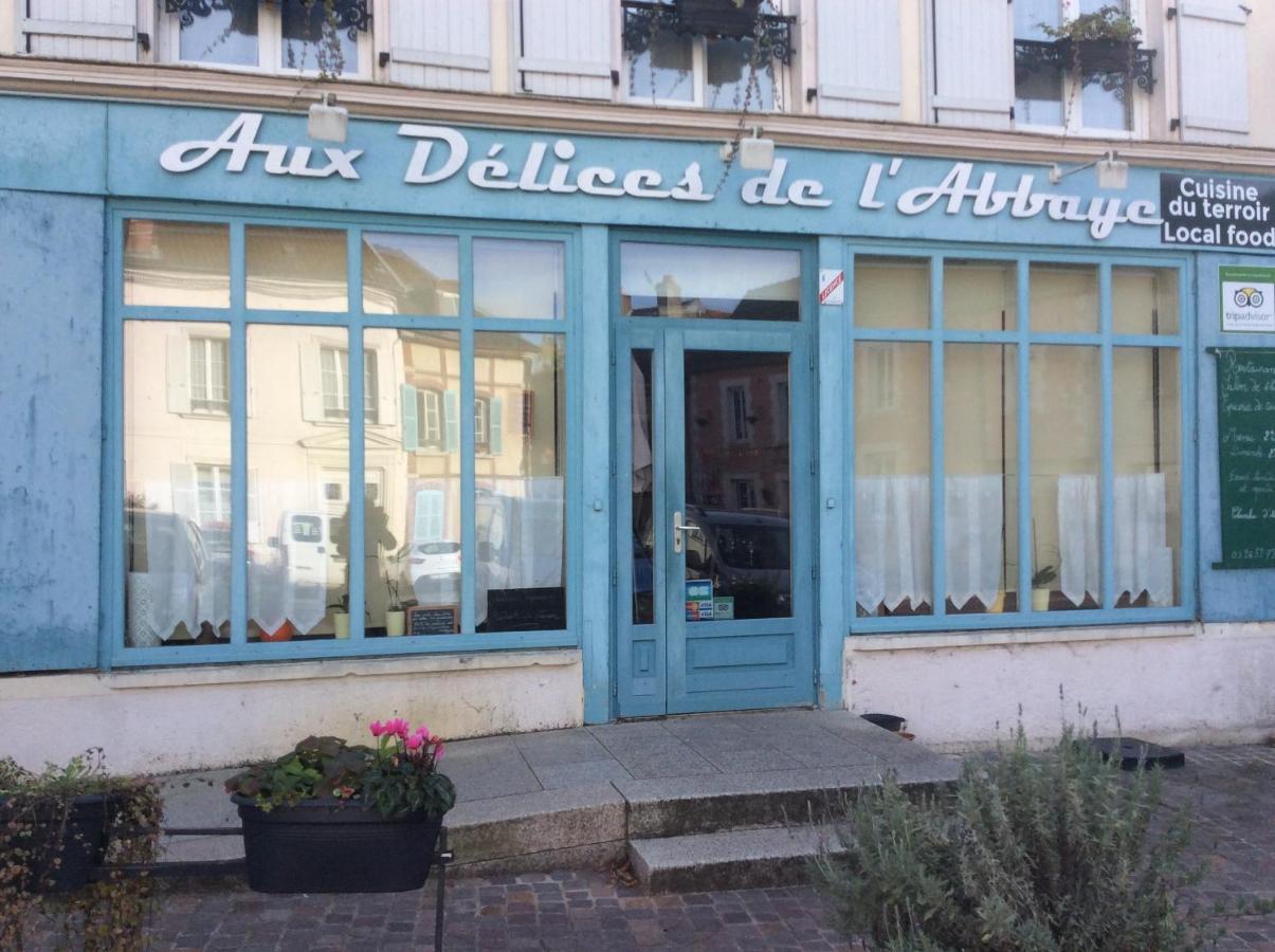 La Chambre De La Tour Orbais Exterior foto